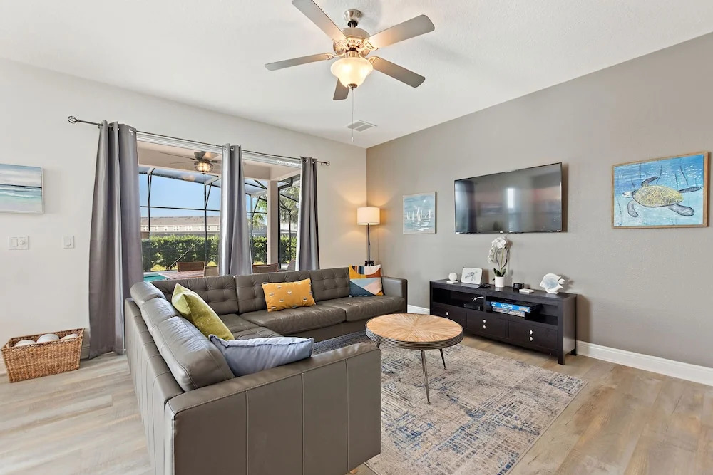 The Haven at Solterra Resort by Shine Villas 523