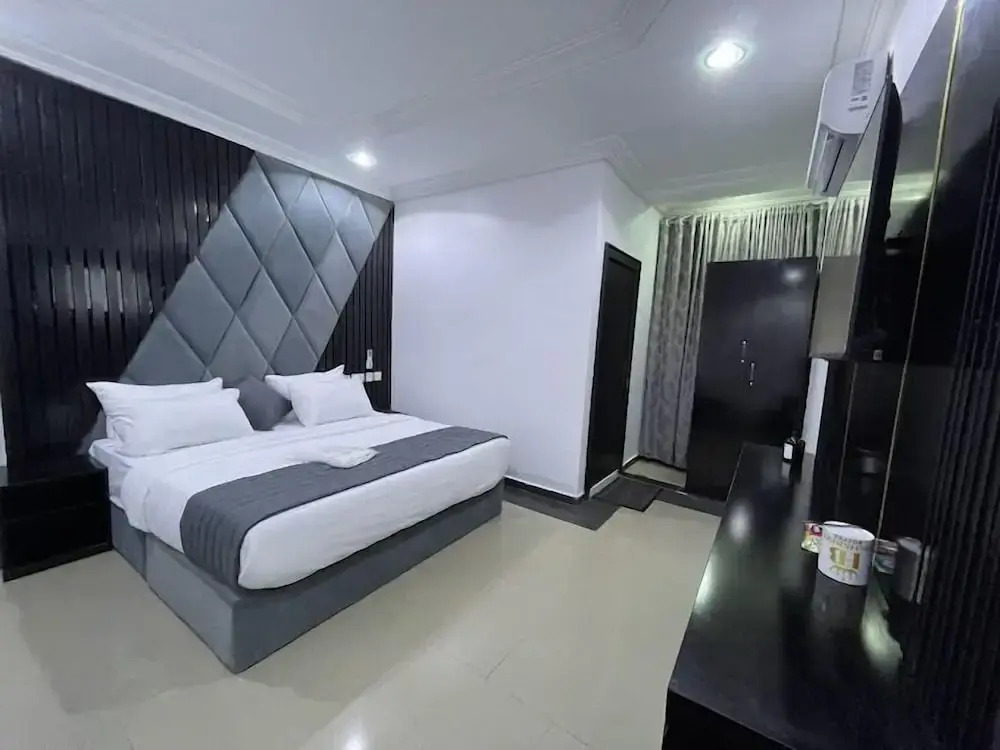 Hansbro Suites Gwarinpa