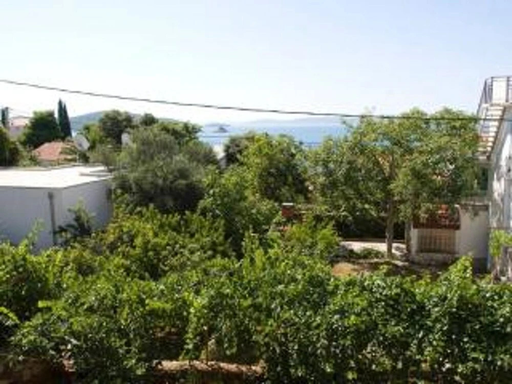 Apartment With 3 Bedrooms in Seget Vranjica, With Wonderful sea View and Enclosed Garden - 50 m From the Beach