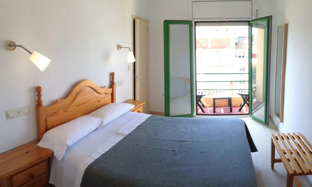 Hostal ROM Familiar