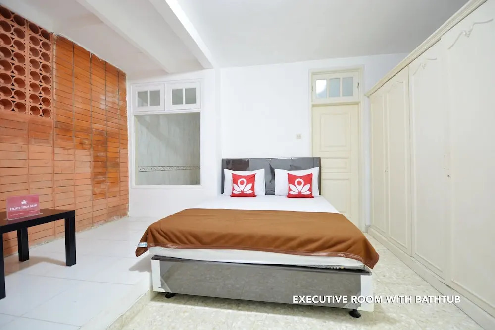 ZEN Rooms Kemang G17 Syariah