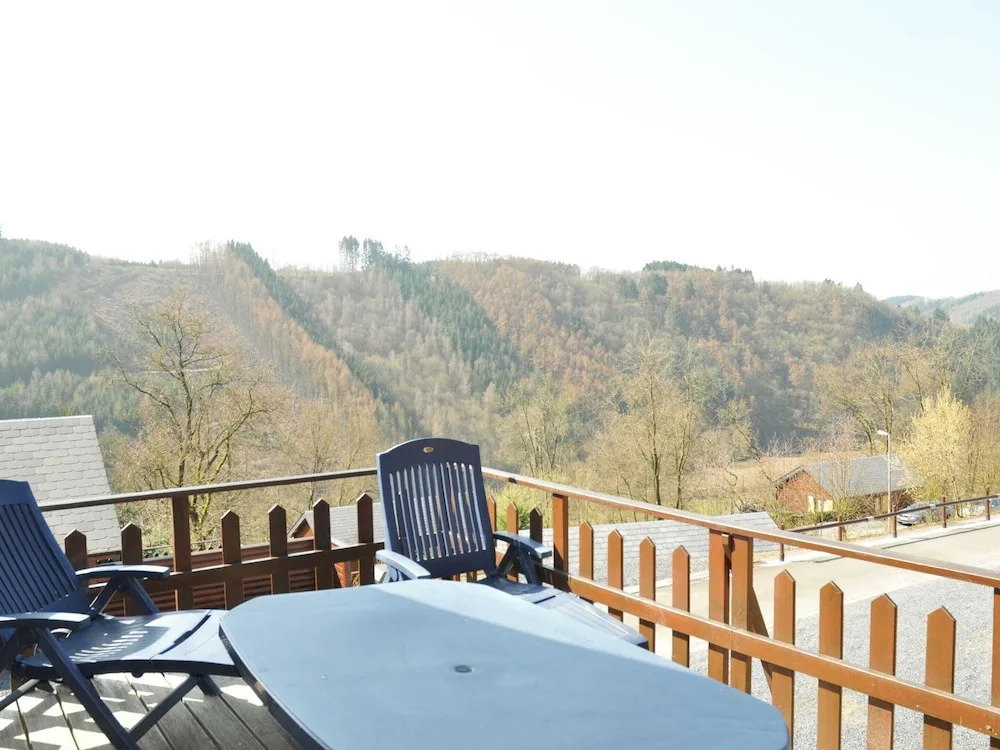 Holiday Home With a Panoramic View of the Ourthe, on a Quietly Located Property