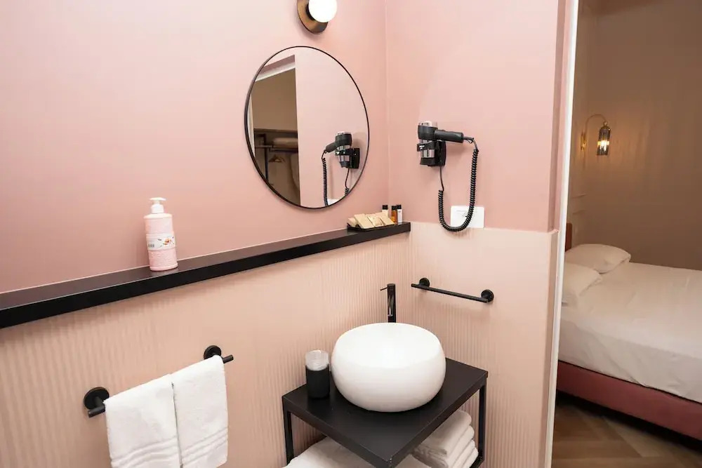 Boutique Luxury Suite