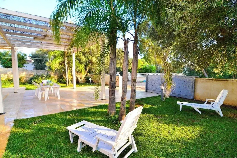 Boomerang Village 4 Stars
