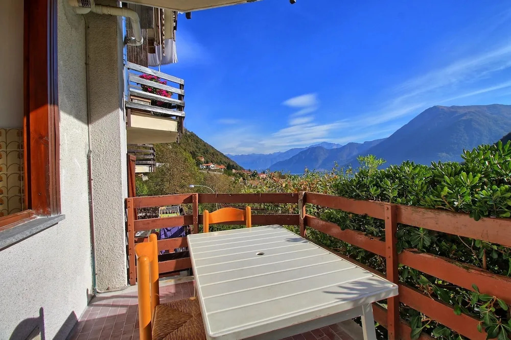 Logicasa Lake Como Valley View