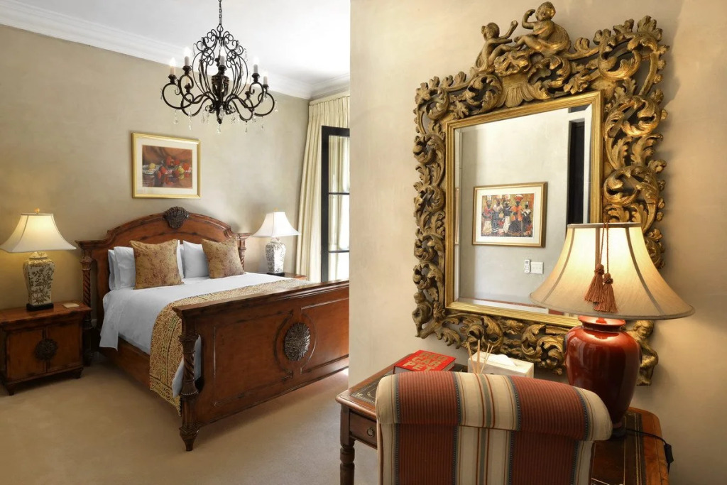 21 Roux Street Guesthouse