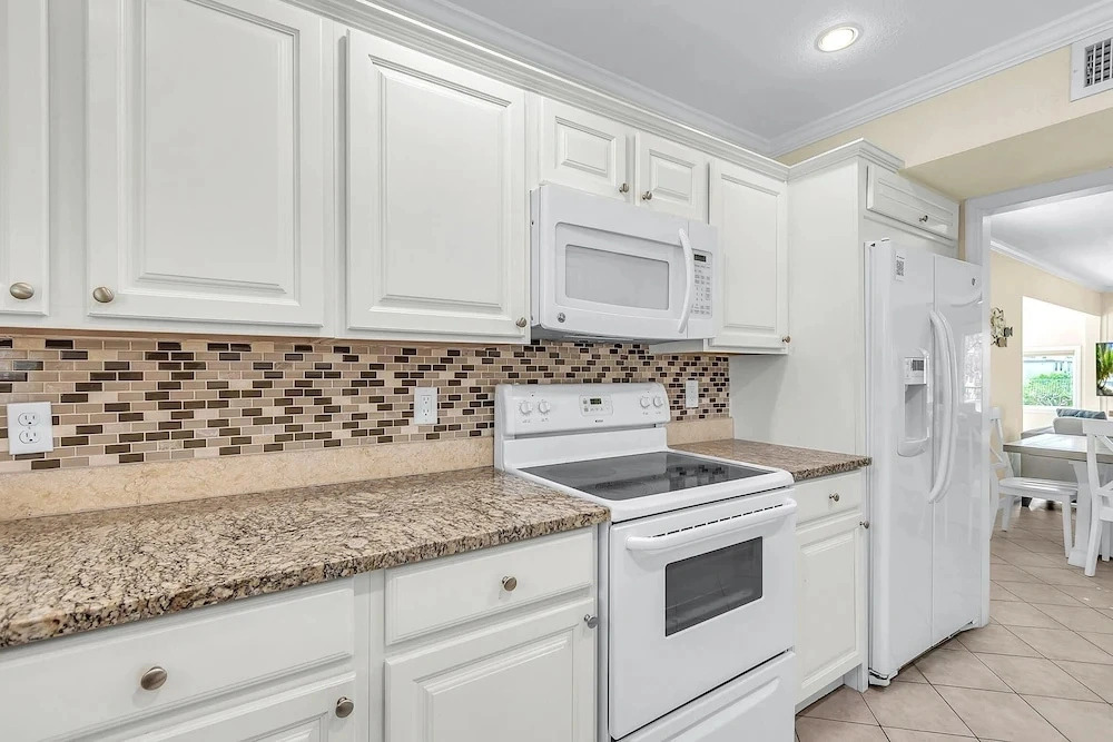 Bayview Villas 101