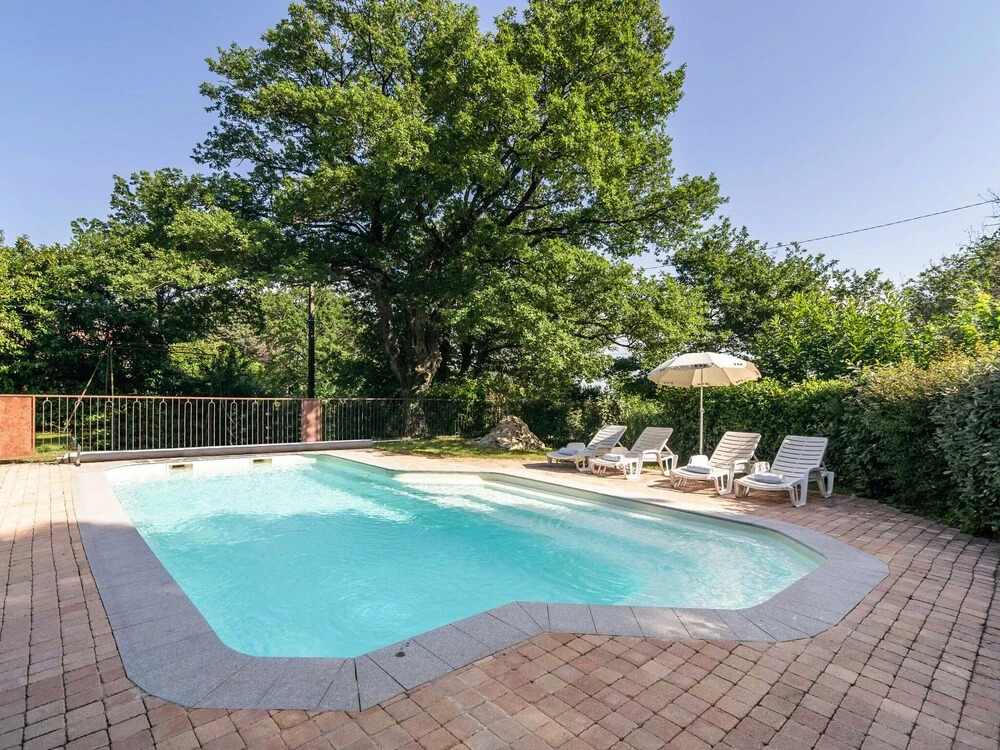 Stone House St Denis with Pool & Views