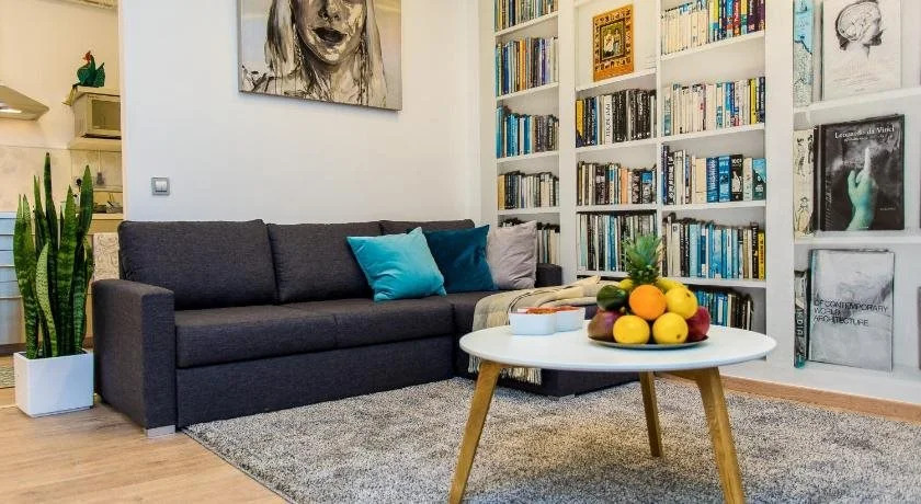 Laksa Apartments