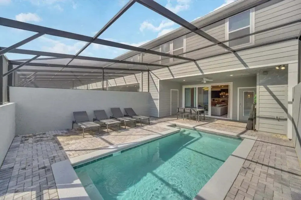 5 Bedroom Townhome With Private Splash Pool! 5 Townhouse