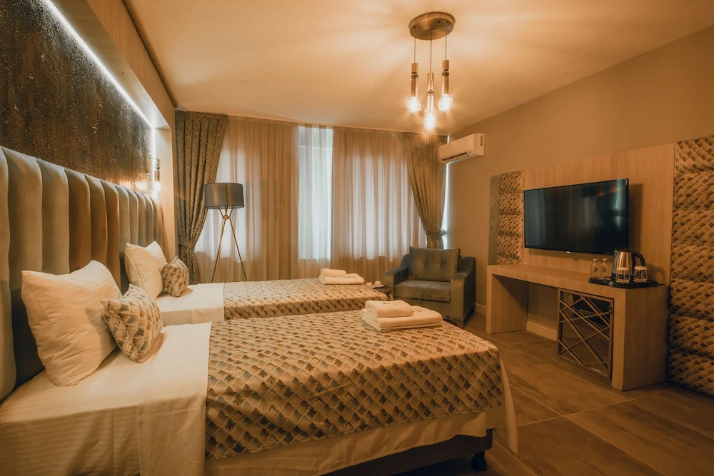 Edrin Hotel