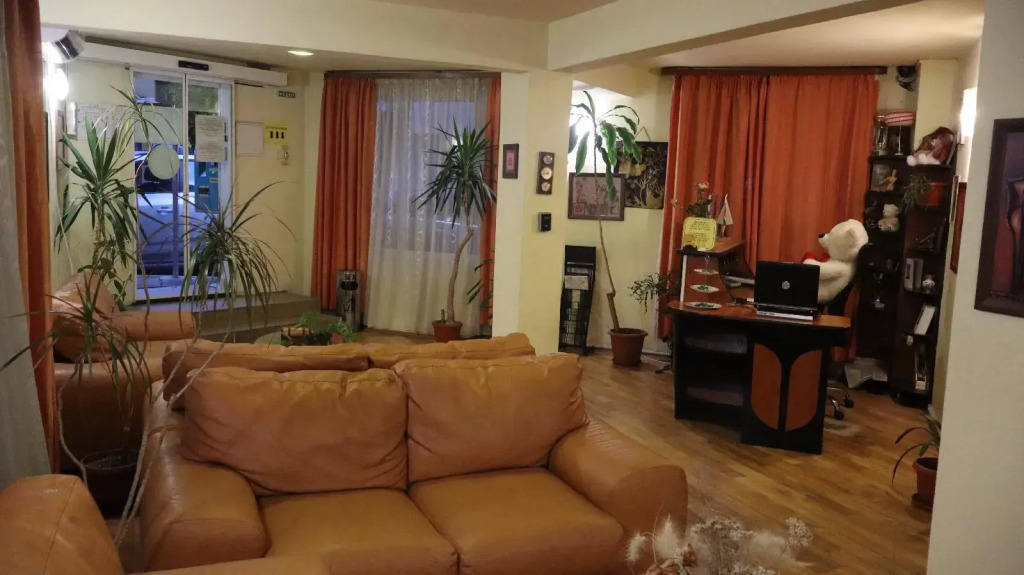 Семеен Hotel Palitra