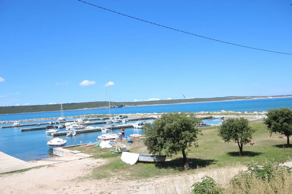 Apartment Maris With Nice sea View
