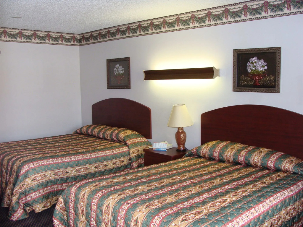 Colonial Inn Hammond
