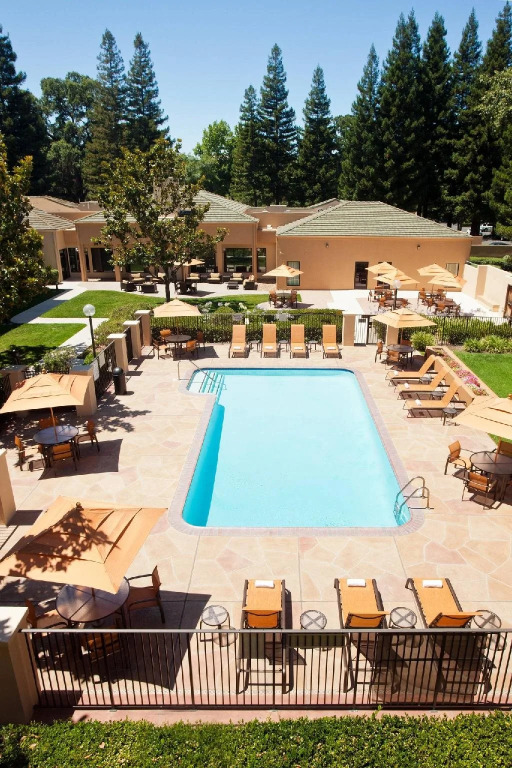Courtyard Sacramento Airport Natomas