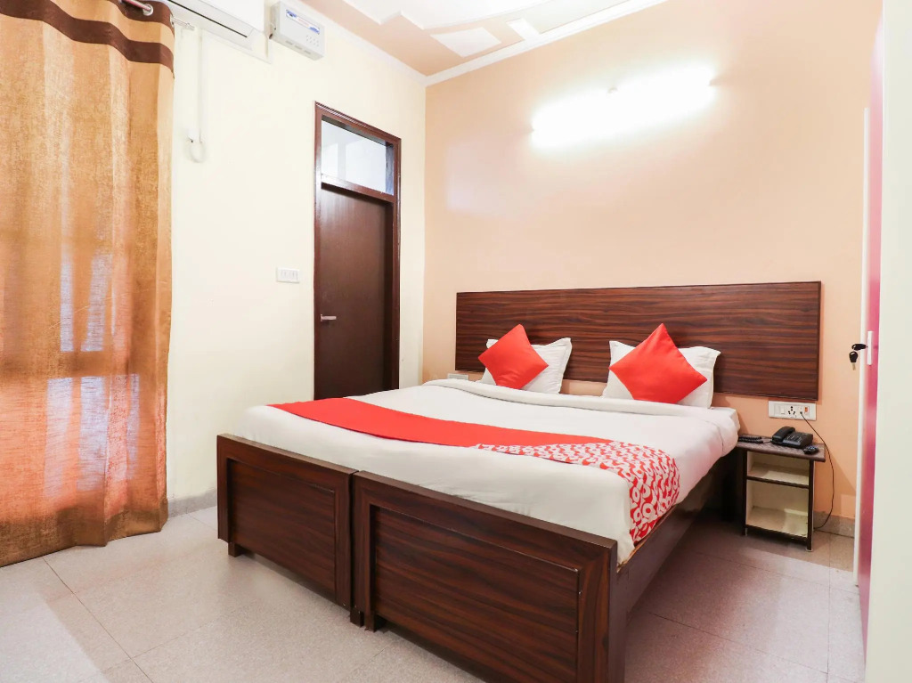 OYO 29712 Hotel City Residency