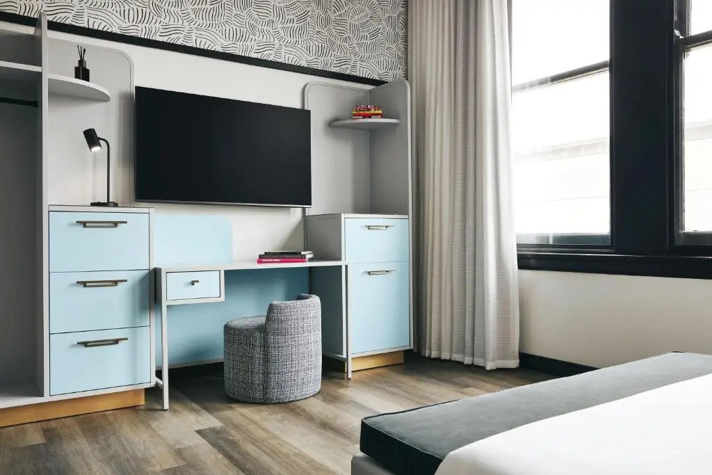 Kinley Cincinnati Downtown, a Tribute Portfolio Hotel