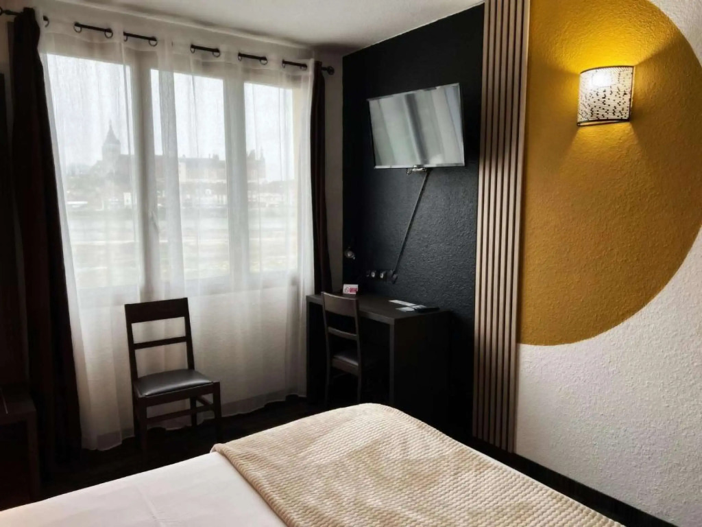Brit Hotel Confort Gien
