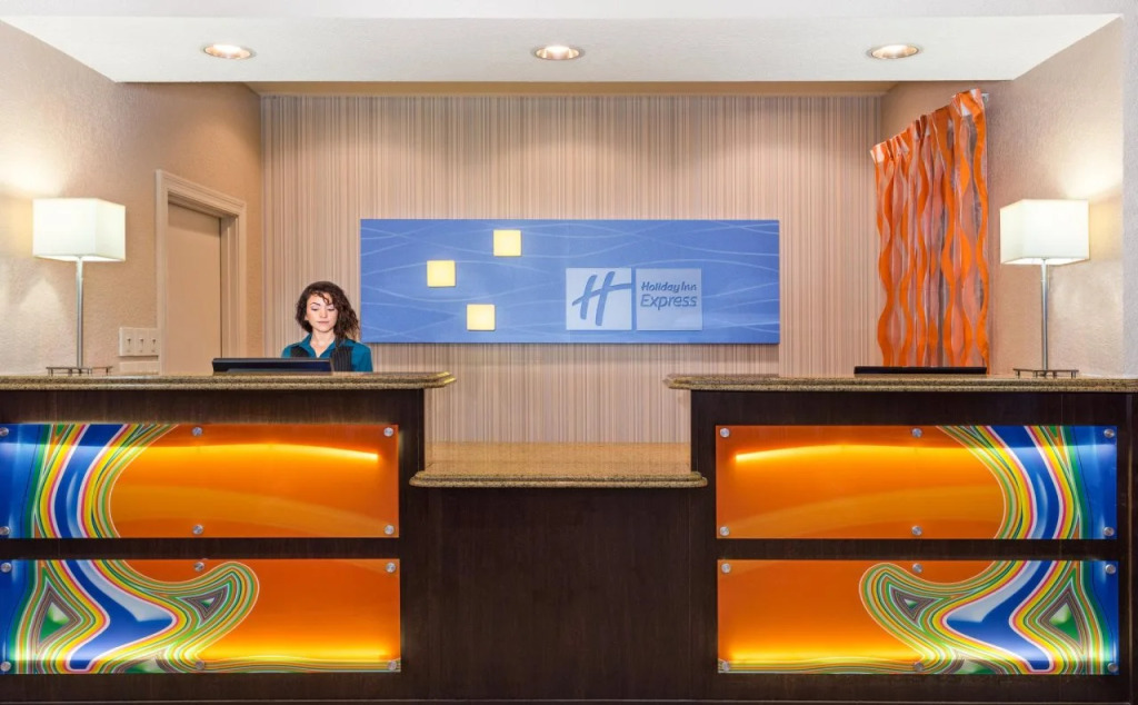 Holiday Inn Express & Suites Lakeland North I-4 by IHG