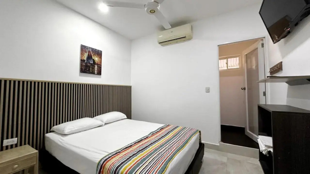 HOTEL LA FLORESTA