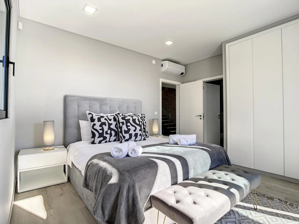 Villa de la Ponte by Atlantic Holiday