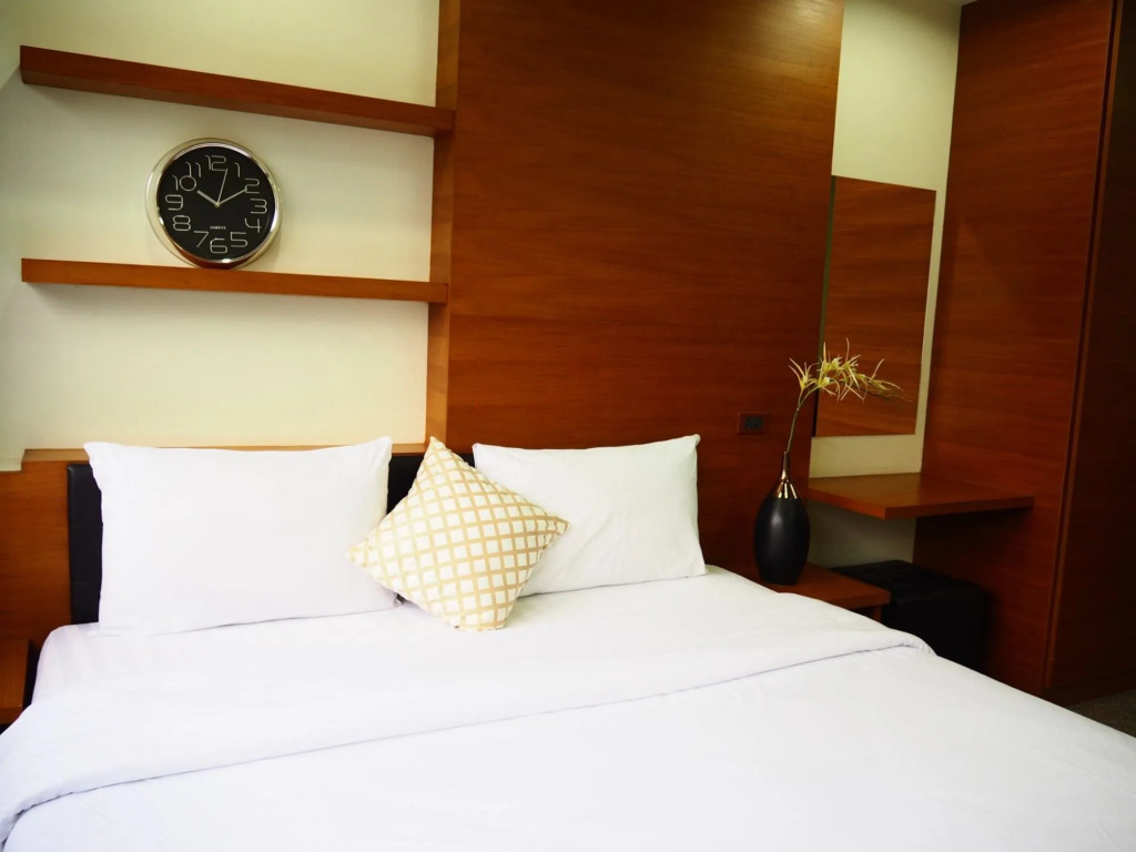 The Route Sriracha Hotel And Residence