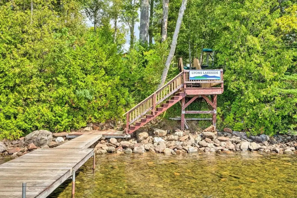 Rustic Cabin Retreat on Rangeley Lake!