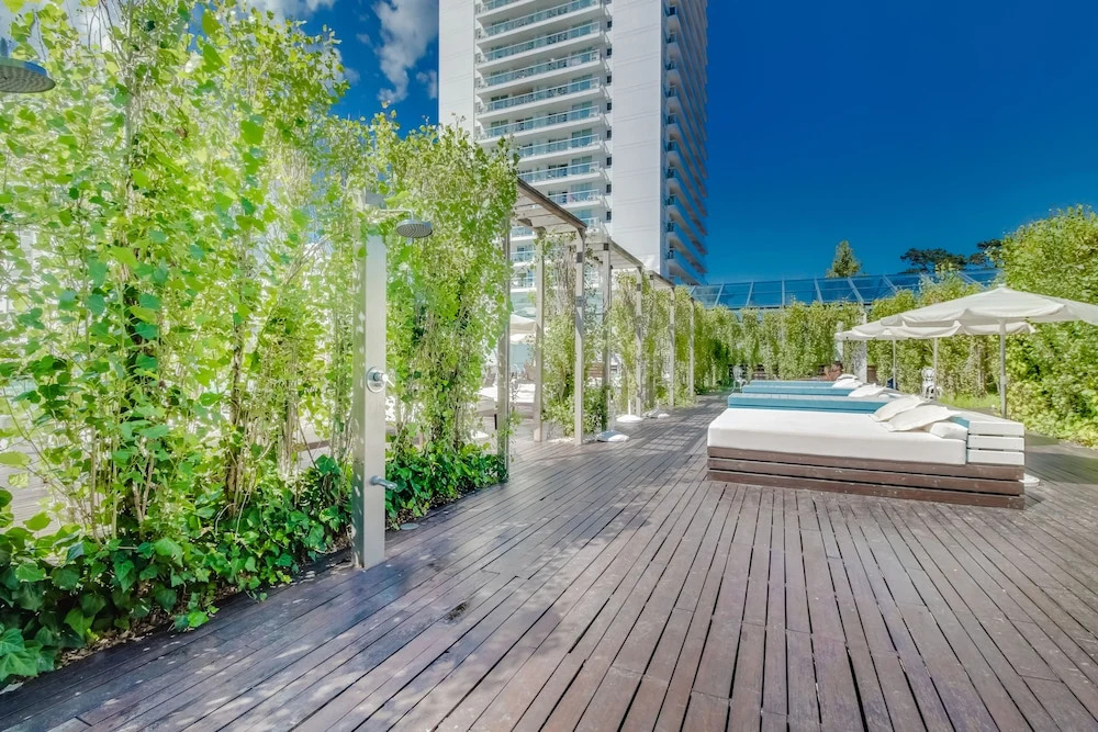 YOO 302 Apart con piscina interior y exterior