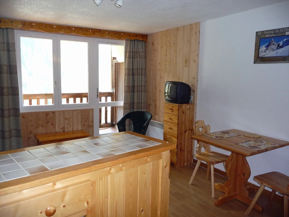 Les Enfetchores - apartment overlooking la Meije