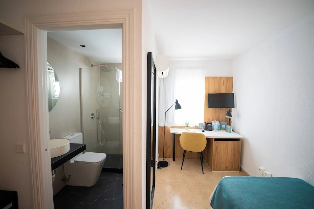 Alfons Hotel