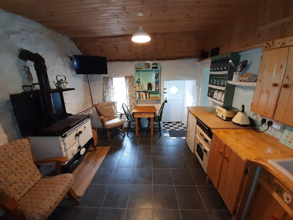 CherryTreeCottage - Cosy 19thCentury Pet Friendly