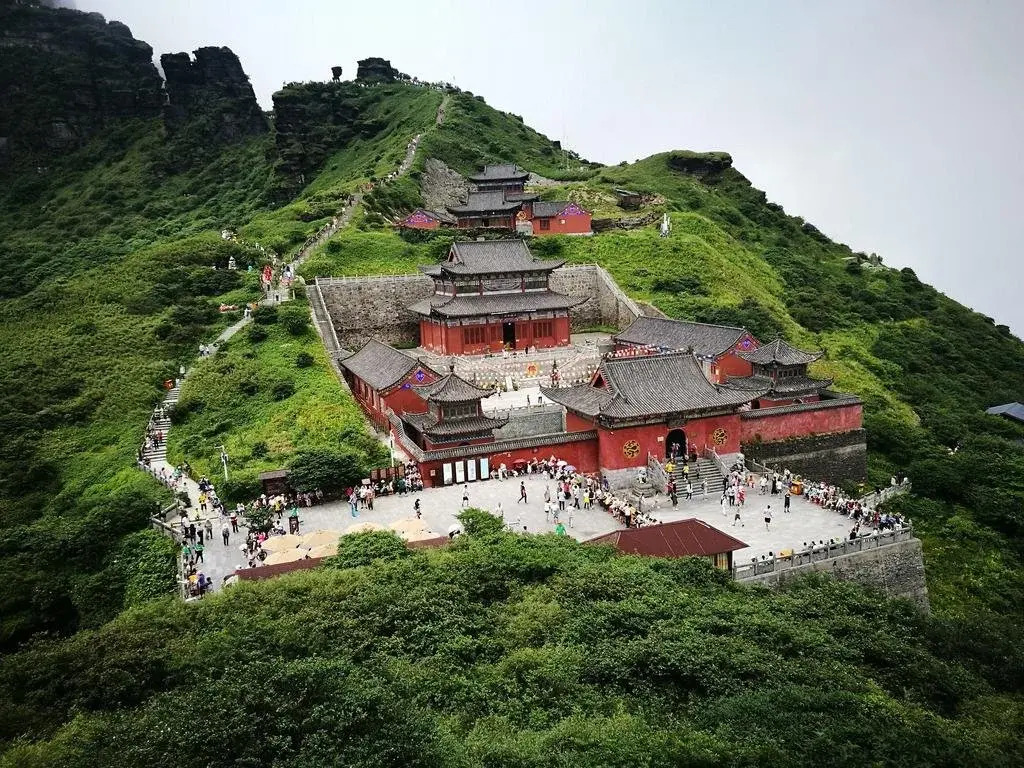 Tongren Bojue Hotel
