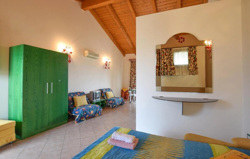 Beautiful Apartment in Albarella With