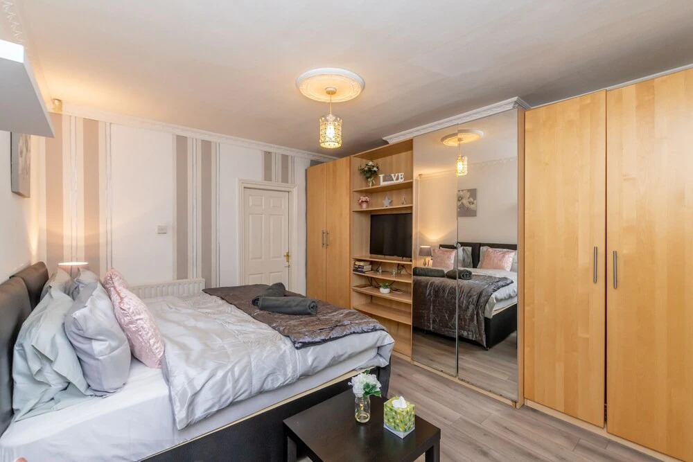Luxury Codsall Studio