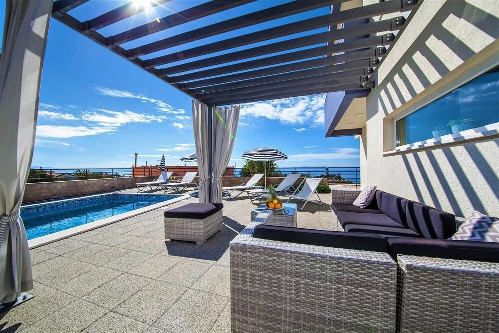 Villa Red