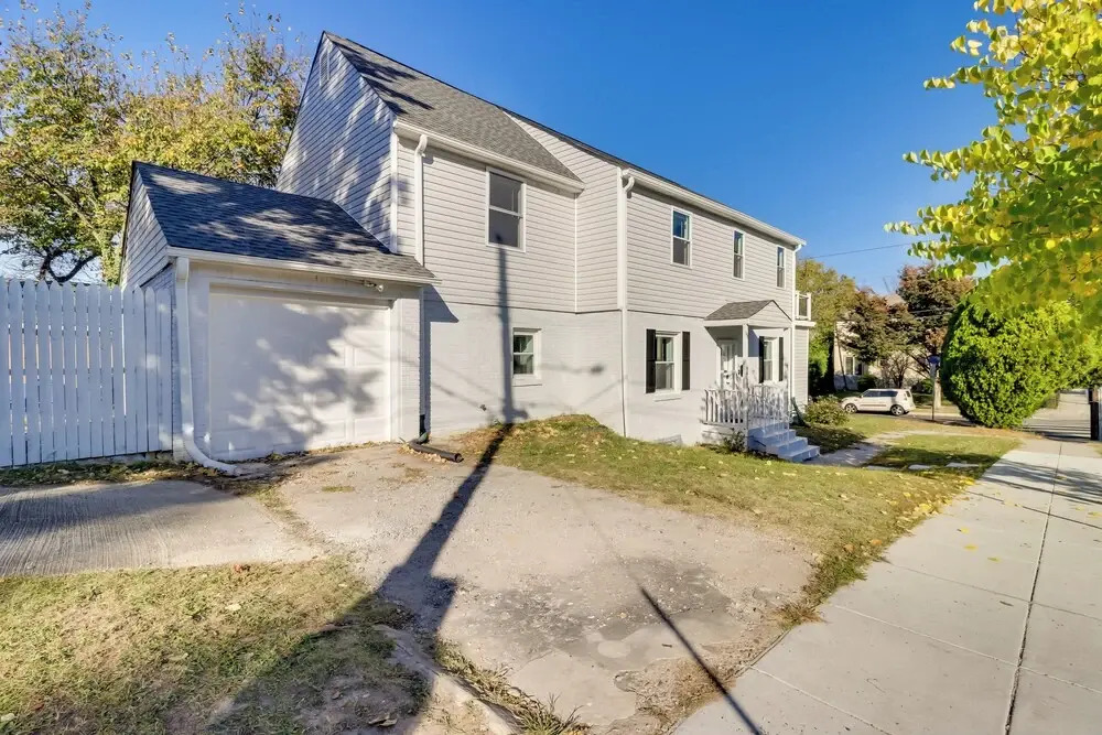 5 Mi to National Mall: DC Home w/ Pool Table