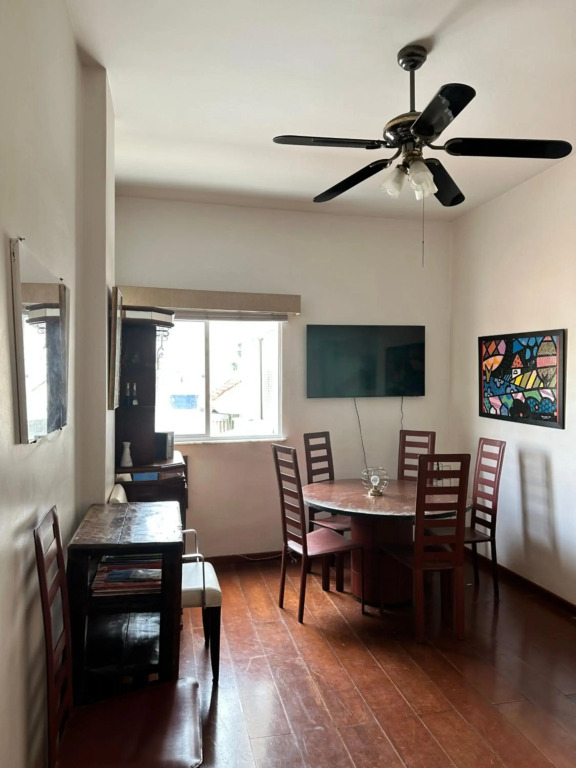 IPANEMA 2 quartos à 3 quadras da praia com garagem