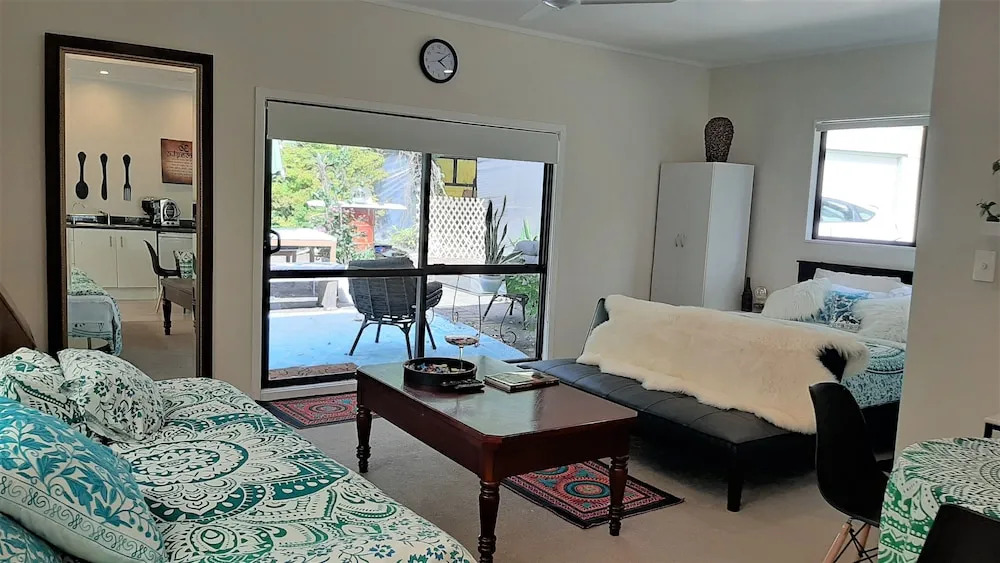 Madhuban - Waterfront in Whangaroa