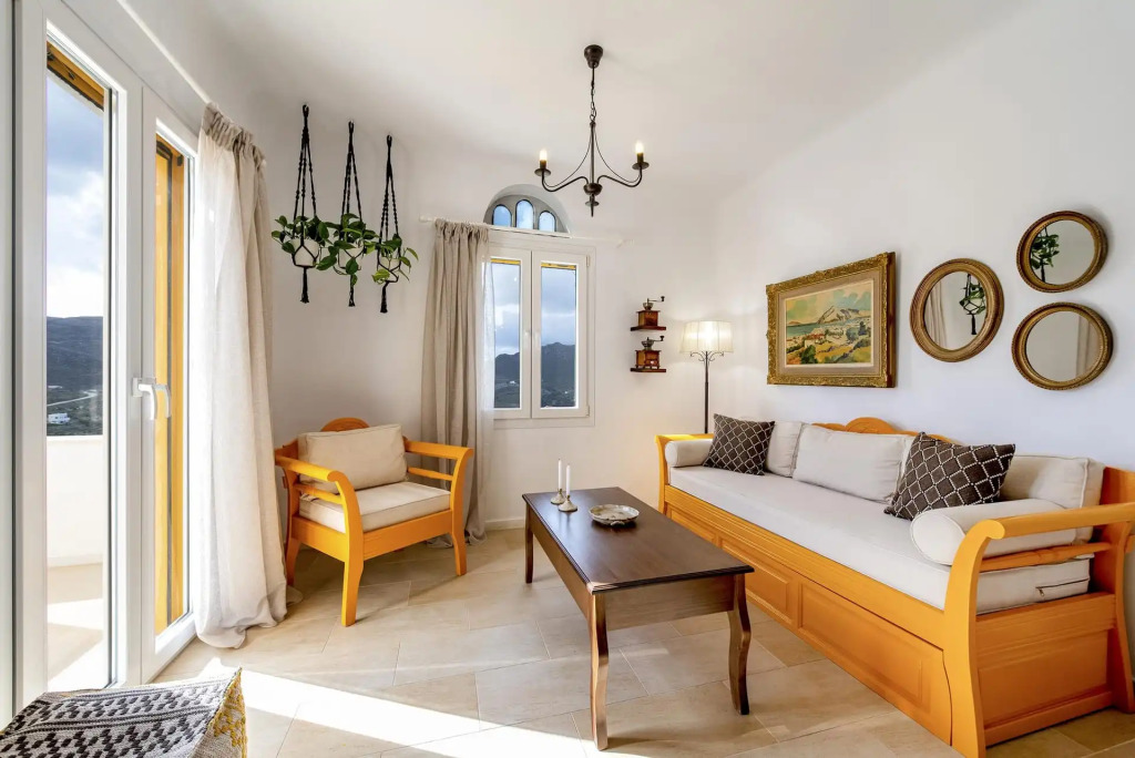 Pirgos Suites