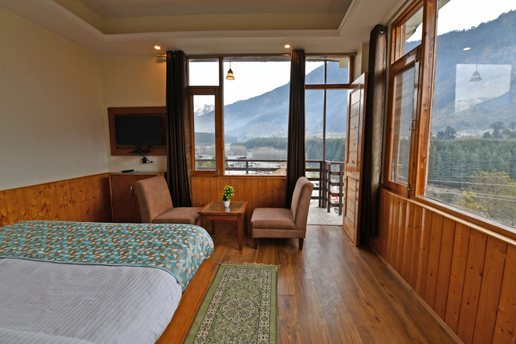 Lotus Inn Rohtang View