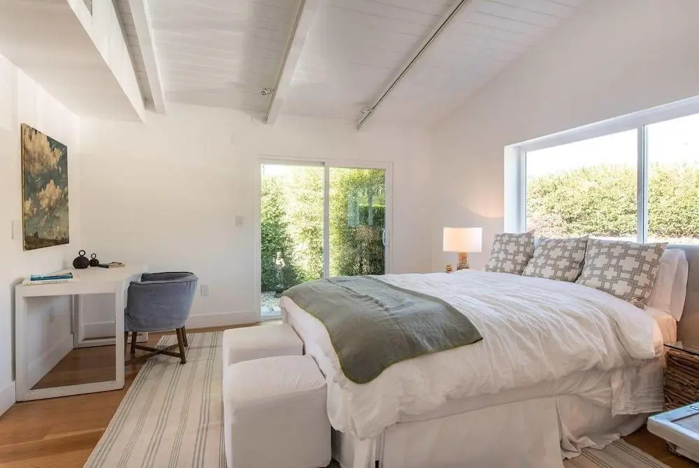 Beautifully Designed Palos Verdes Villa w/ Private Beach and Stunning Views