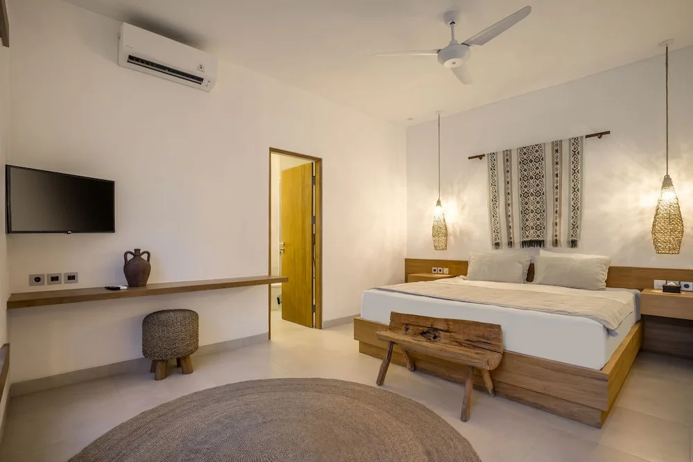 Villa Oasi 1 by Alfred in Bali - Brand New Tropical Luxury 3 BR Bingin Beach