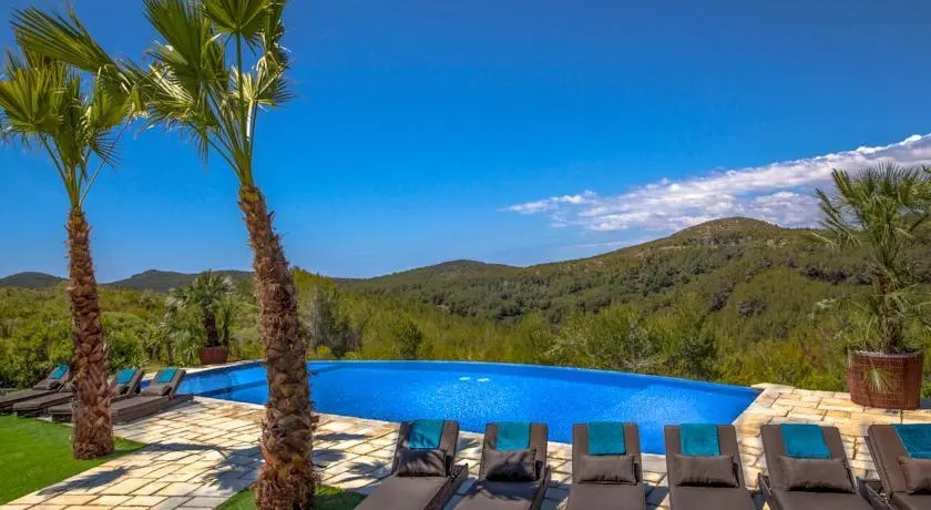 Casa Nova Estate