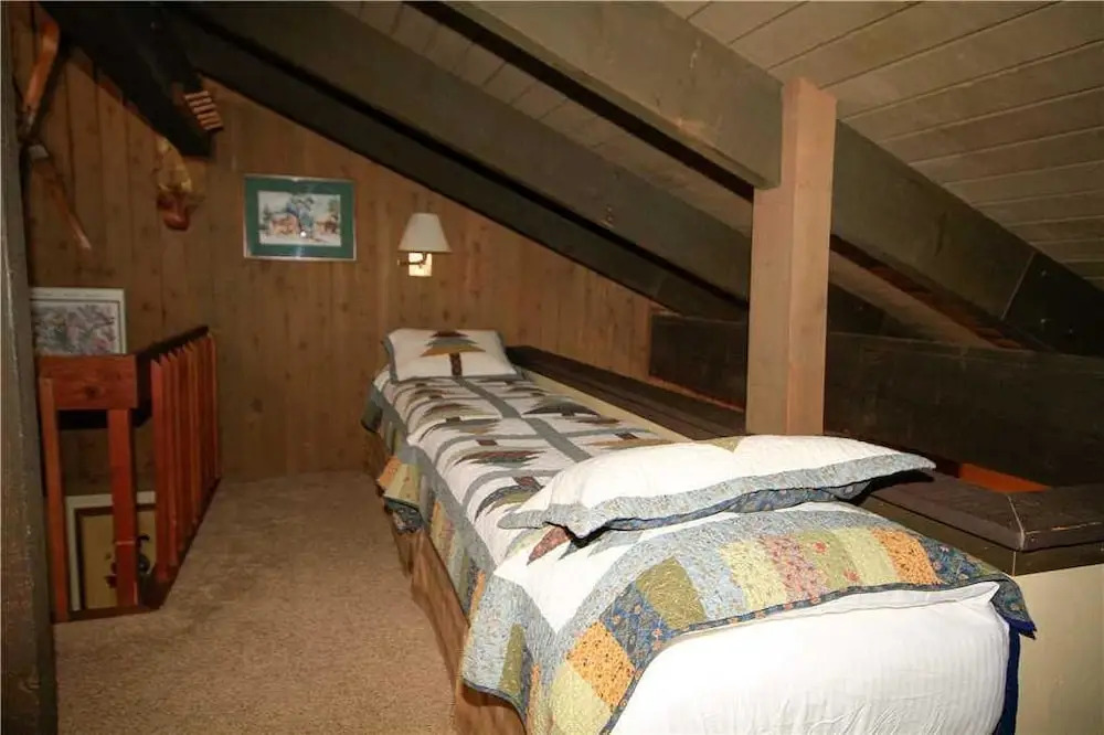 Discovery 4 142 Loft