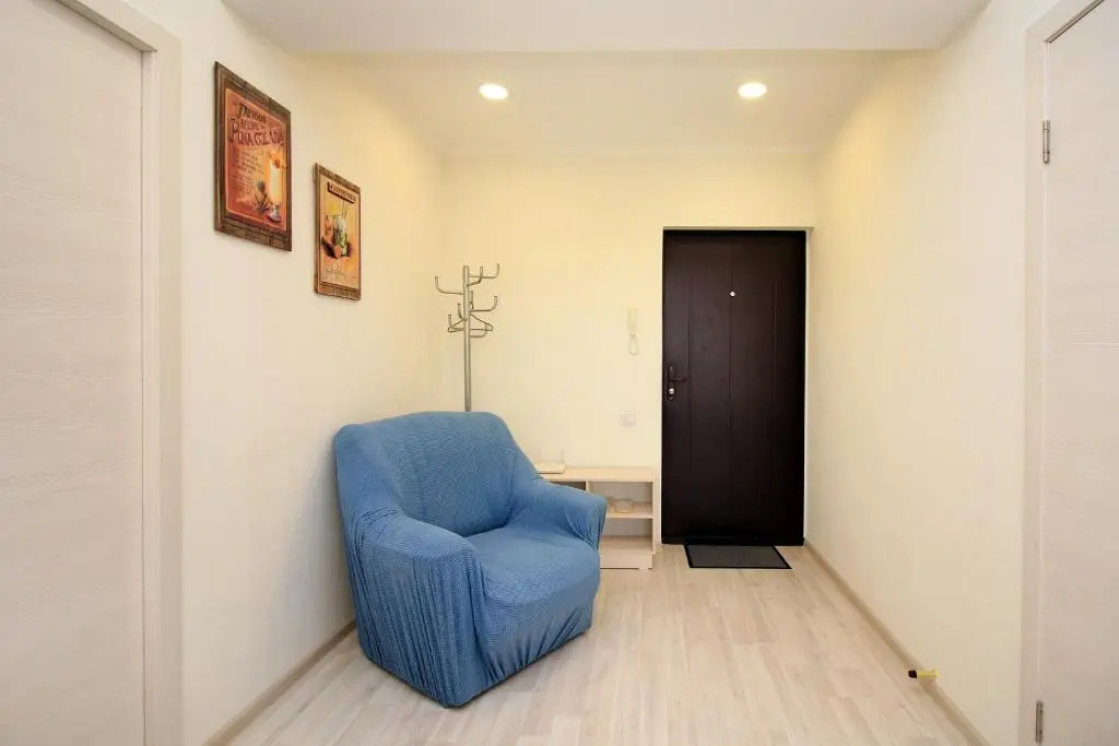 ZhK Raduzhnyj bereg apartamenty bliz aeroporta RB343