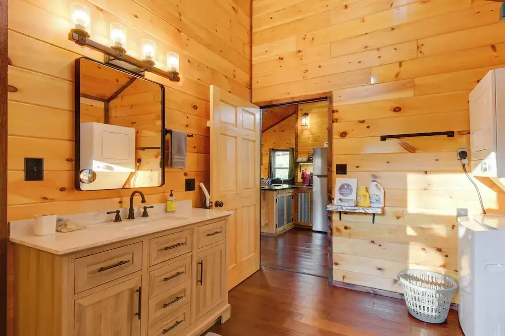 Fireside Evenings: Red River Gorge Gem w/ Hot Tub