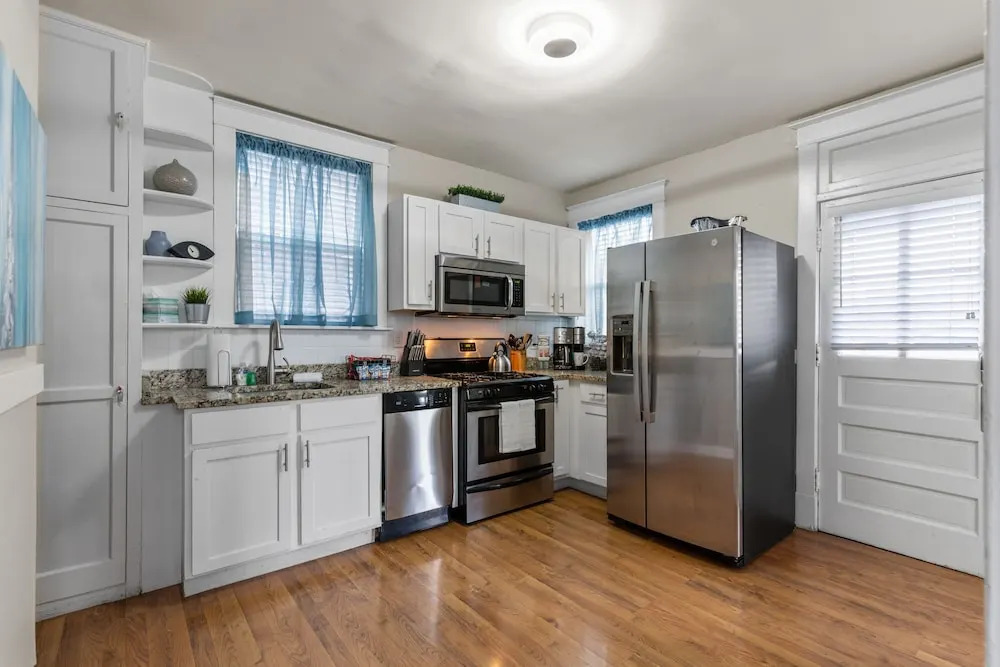 Forest Park Oasis | JZ Vacation Rentals