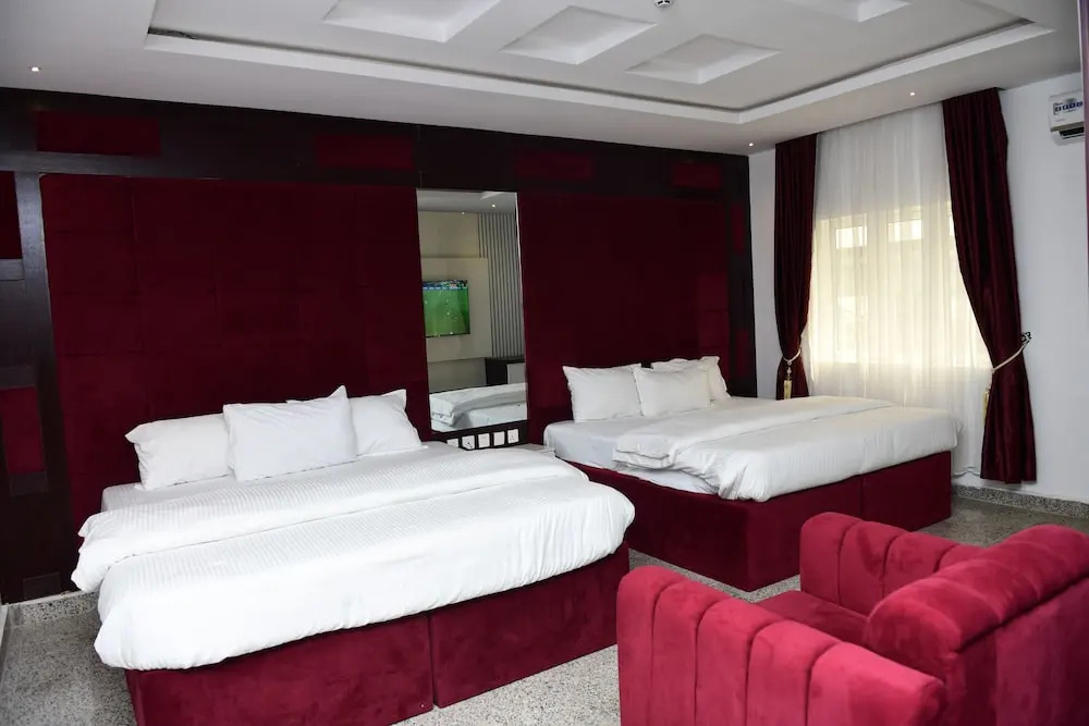 Perly Gate Residence Uyo