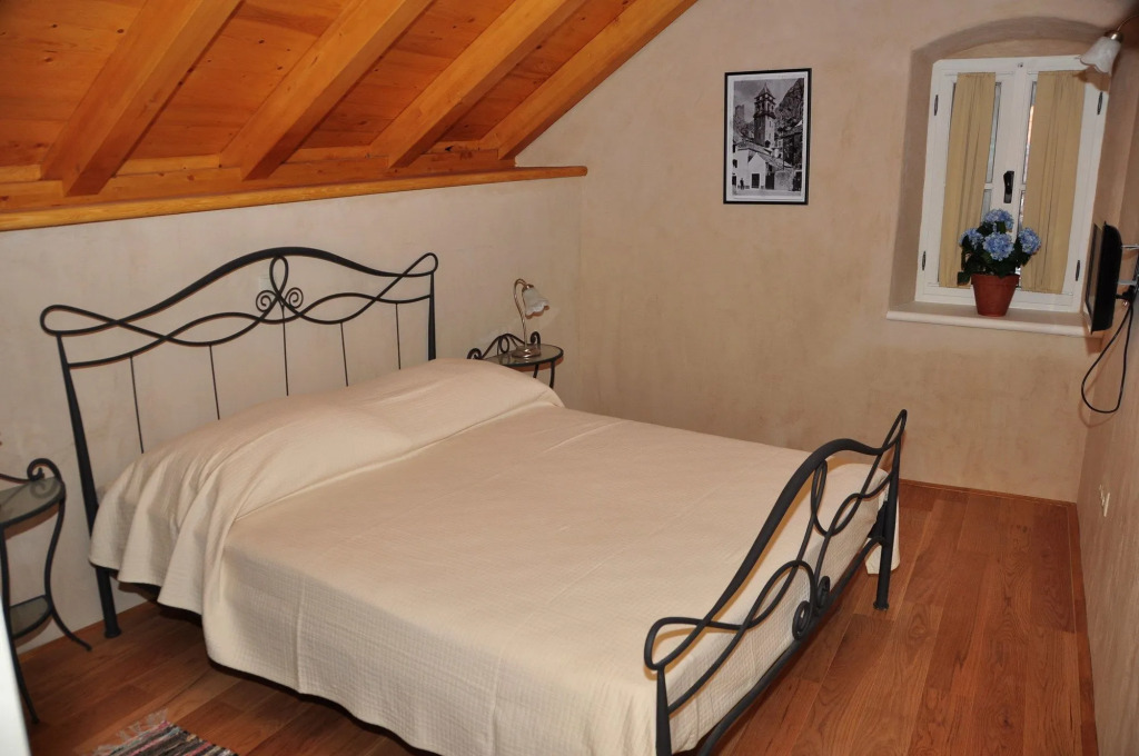 Villa Mama