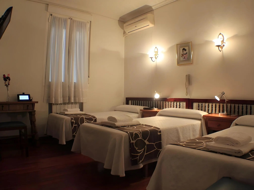 Hostal Esmeralda